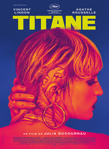 TITANE　（原題）の映画ポスター