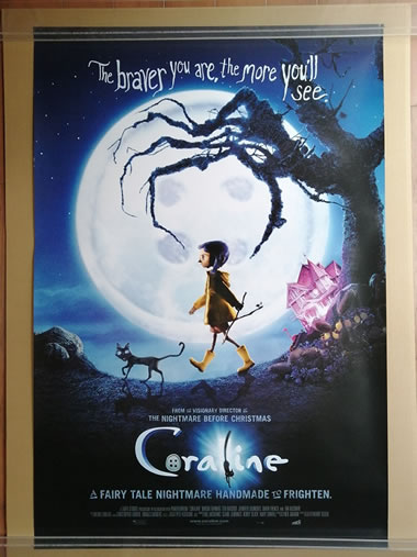 �R�����C���ƃ{�^���̖����̉f��|�X�^�[